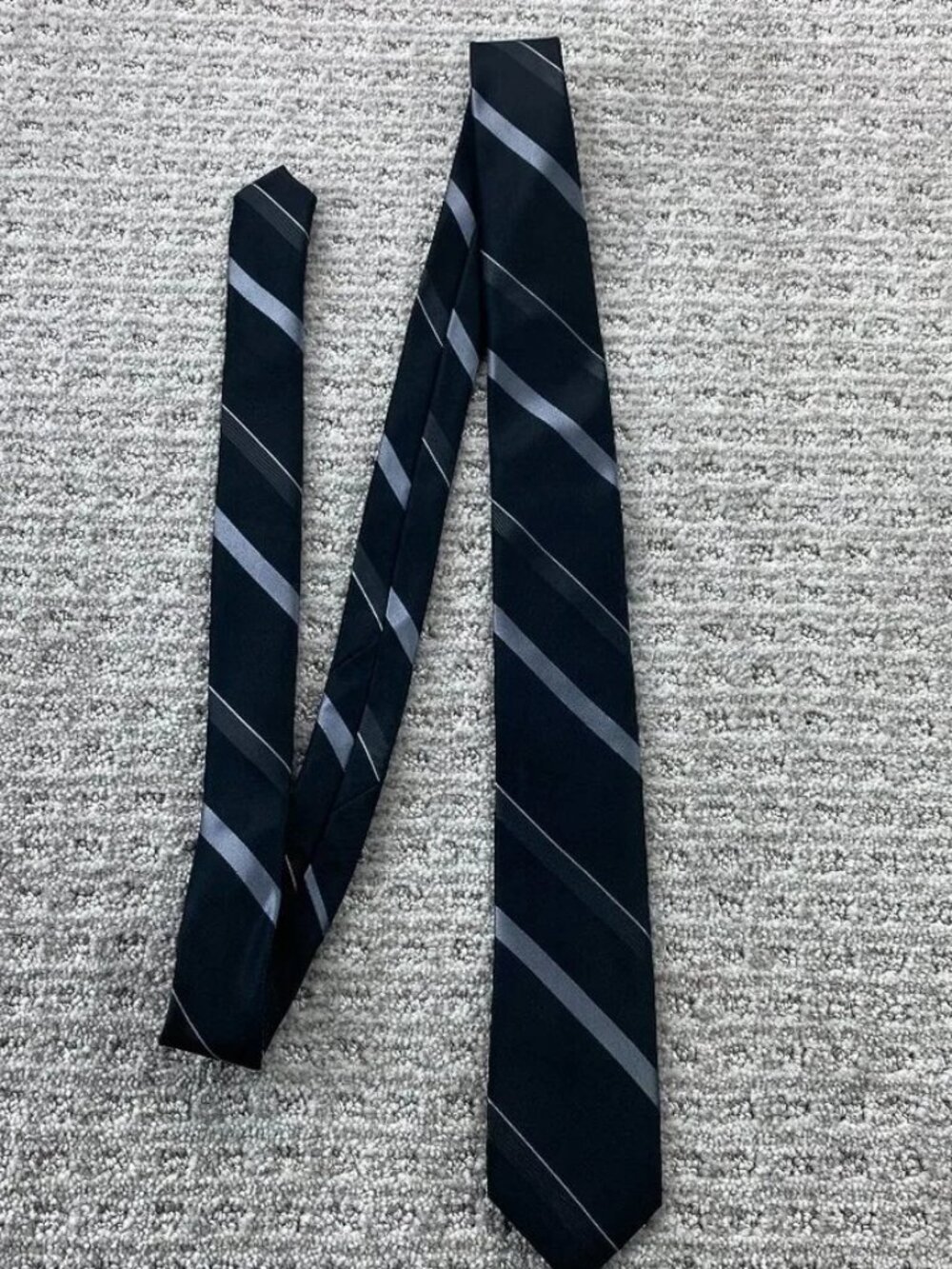 DKNY Men's Slim Neck Tie Black Gray Stripes Formal Classic Preppy